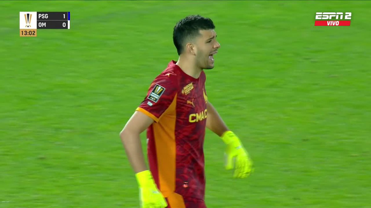 ‼️🇫🇷🇦🇷 INSÓLITO ERROR ENTRE RULLI Y FACU MEDINA, QUE TERMINÓ EN GOL DE PSG EN EL TROPHÉE DES CHAMPIONS.