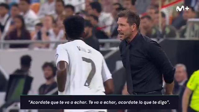🚨 ''TE VA A ECHAR FLORENTINO...''. 𝐒𝐢𝐦𝐞𝐨𝐧𝐞 𝐲 𝐕𝐢𝐧𝐢𝐜𝐢𝐮𝐬. Todas las imágenes de la #superSupercopa, en cuanto acabe el partido en #DeportePlus.