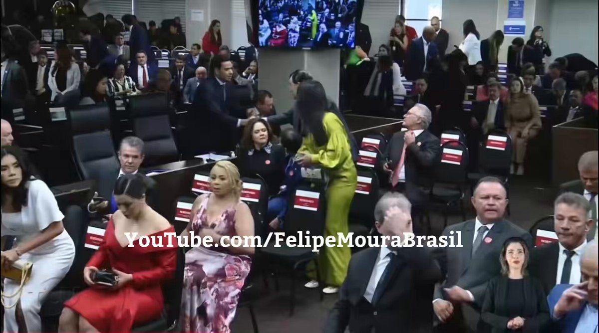 Dias Toffoli, relator do caso Master, e Ciro Nogueira, autor da emenda Master, estavam em 2023 na posse do ministro do TCU Jhonatan de Jesus, cujo avanço contra o BC gerou críticas. Moraes e Arthur Lira, também. É curioso ver a turma reunida antes de tudo. Assista à minha edição.