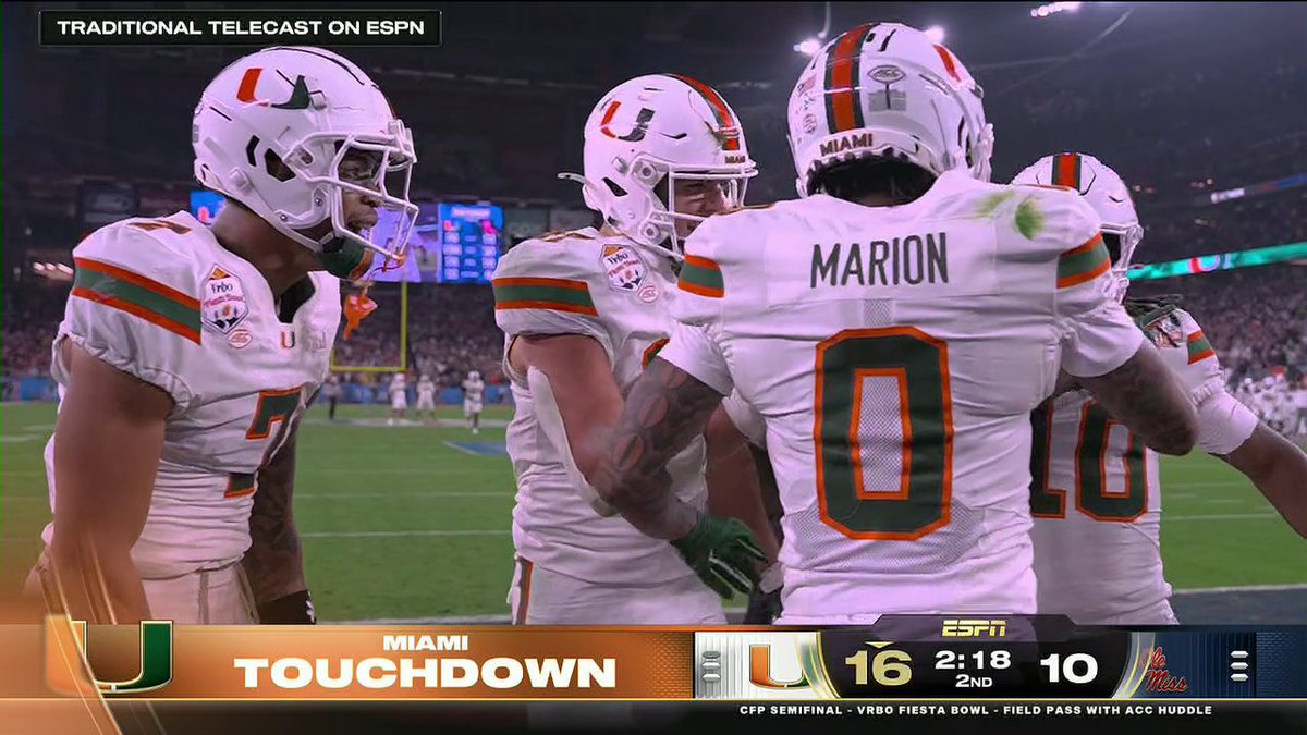 CARSON BECK THROWS THE 52-YARD TD 😮‍💨