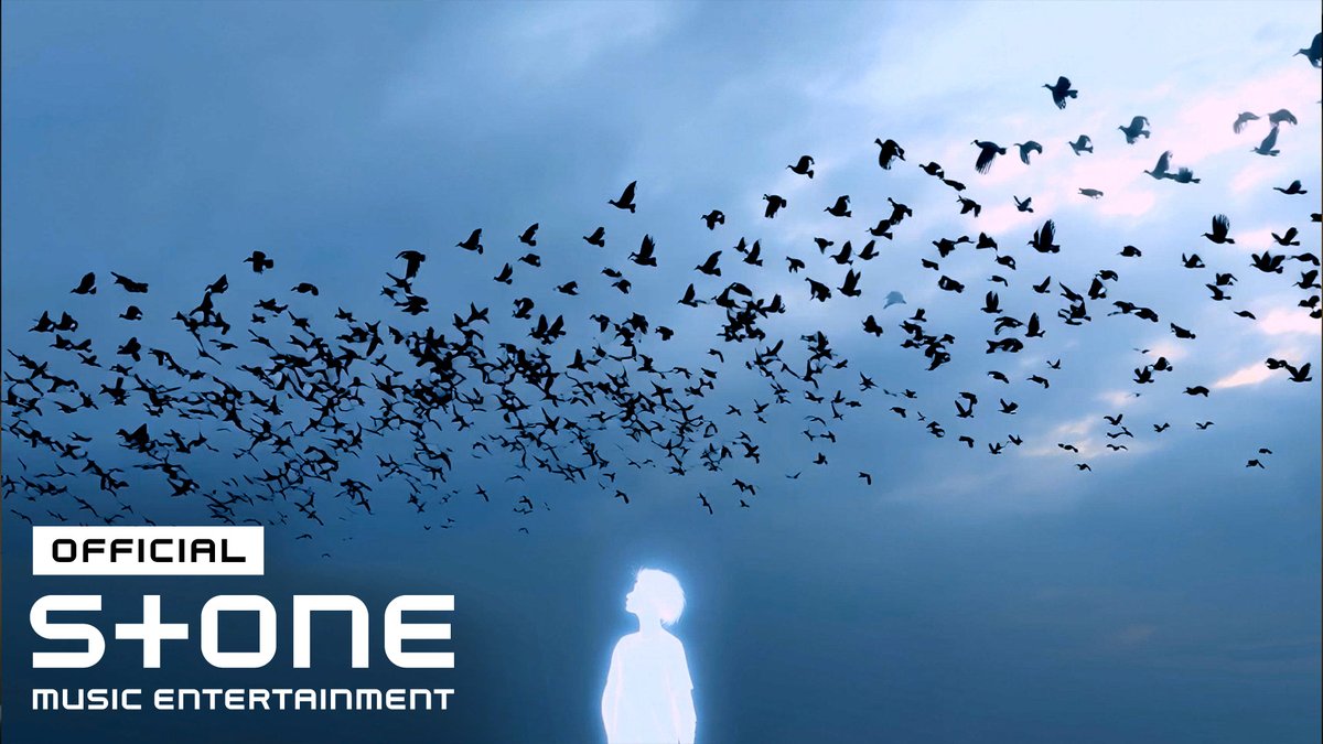 함께한 시간들을 돌아보며 서로를 향해 건네는 이야기✨ ZEROBASEONE 선공개곡 ‘Running to Future' 발매💙 ZEROBASEONE (제로베이스원) ‘Running to Future’ MV OUT NOW! ▶𝗙𝘂𝗹𝗹: #ZEROBASEONE #ZB1 #제로베이스원 #REFLOW #Running_to_Future