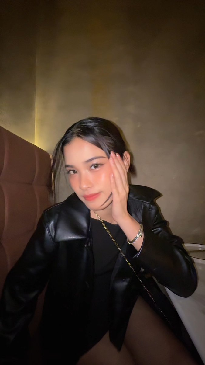 Atake ang face card ni Shuvee! 😍 📷: #ShuveeEtrata via TikTok