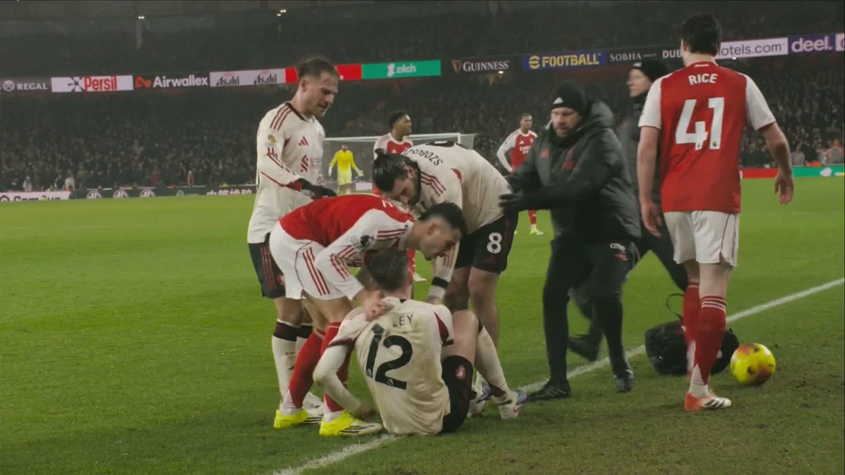 "If I'm Conor Bradley, I would not be forgetting that the next time I play them." Ref Watch debate following Arsenalโs draw against Liverpool after Gabriel Martinelli shoved Conor Bradley in the back while trying to move him off the pitch so play could continue.