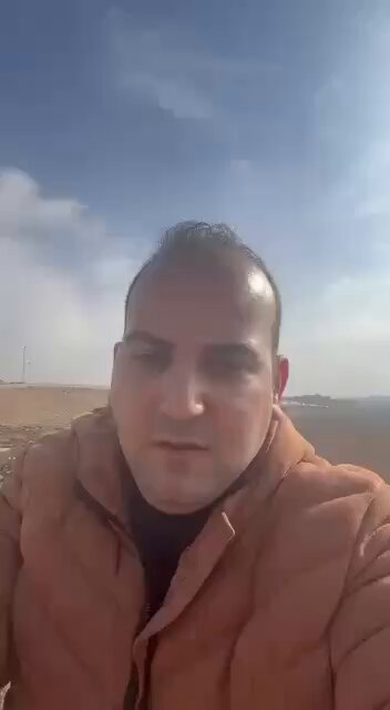 🔻 ميليشيات قسد الإرهابية تطلق النار على الحافلات التي أرسلتها وزارة الدفاع إلى حي الشيخ مقصود في #حلب الإرهابيين يرفضون الإنسحاب