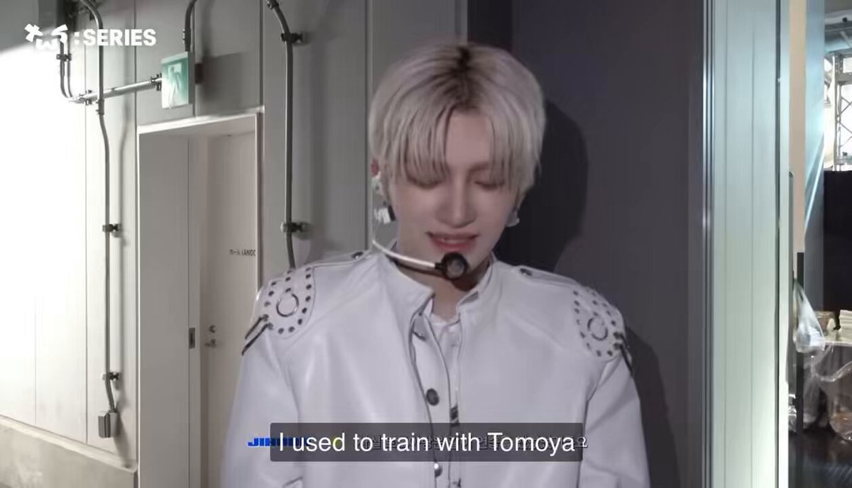 TWS Jihoon talking about our NEXZ Tomoya and how they trained together. After 7 years they reunited again🥹