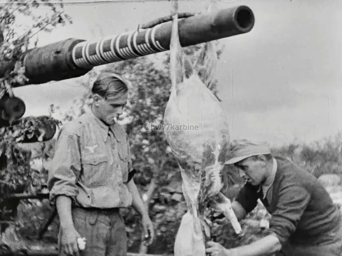 Meat on the menu for an 8.8cm Flak gun crew in Italy in 1943