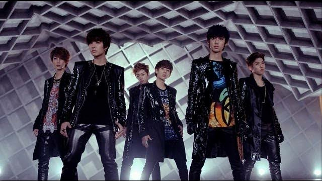 13 years ago today, BOYFRIEND released the repackage of their 1st Album titled ‘I Yah’ with the title track of the same name.