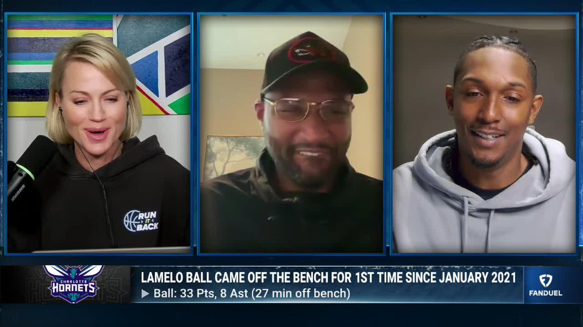 Rick Carlisle tried to recruit Boogie Cousins to Dallas with SELFIES?! 🤯 "He'd send me weird selfies and say, 'I'm thinking about you and I really want to coach you.'" Boogie didn't know how to respond & left the HC on read 😅 Michelle Beadle | DeMarcus Cousins | Lou Williams