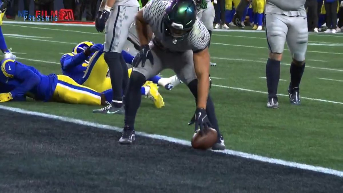 Wildest 2-point conversion ever? The way the Seattle Seahawks came to rule the West had to be seen to be believed 🤯 #NFLFilmsPresents: Greatest Games of 2025