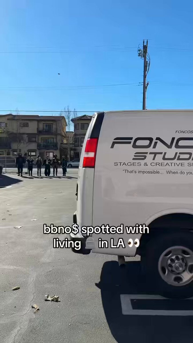 TLT and Bbno$ being a little silly together