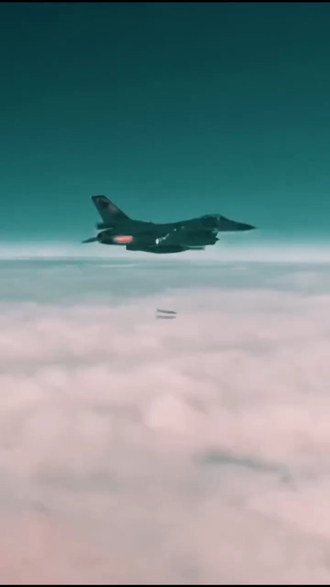 VUR ŞANLI SİLAHINLA GÖNÜL MÜLKÜ DÜZELSİN. 🇹🇷