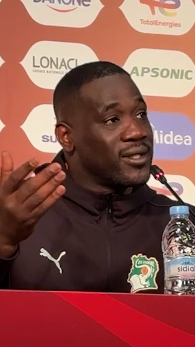 🚨 تصريحات عظيمة ! 🇨🇮إيميرس فاي (مدرب ساحل العاج): "إذا قيل لي غدًا أن الحكم مغربي، فليس لدي أي مشكلة مع ذلك." "الحكام لديهم واجب الحياد والموضوعية المغاربة 🇲🇦 هم أيضًا إخوتنا، وجيران مصر 🇪🇬، لكنهم أيضًا إخوتنا."