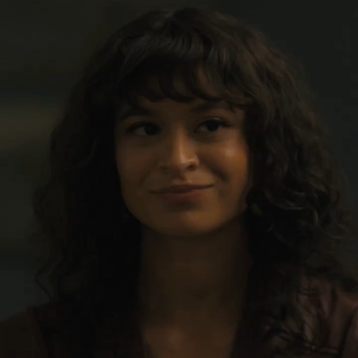 ladies and gentlemen... her <3 #tellmelies