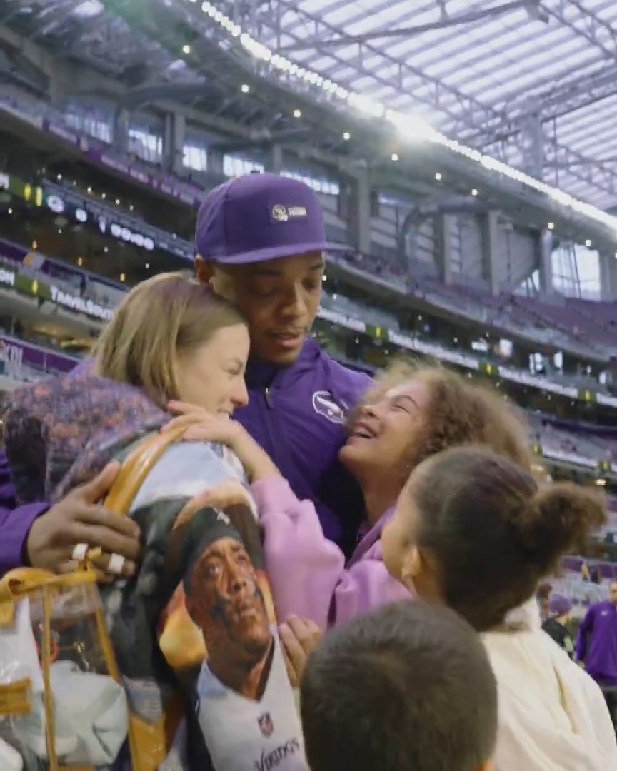 Not crying. Sweating. Sweating from the eyes. 🥺🥺 📺:
