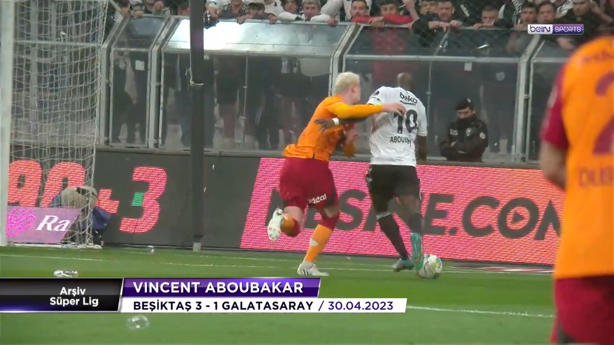 aboubakar ceza sahasında sex in the box golü atıyor