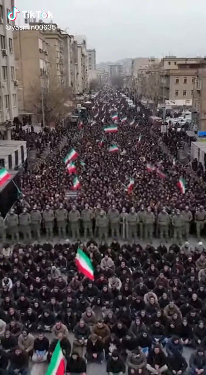 Alle signalen wijzen erop: dit keer is het afgelopen met MISDADIG regime van #Iran. Moedig Iraans volk verdiend onze steun; wees hun stem. #IranProtests #IranRevolution2026 #IranProtests2026 #IranRevolution #FREEIRAN