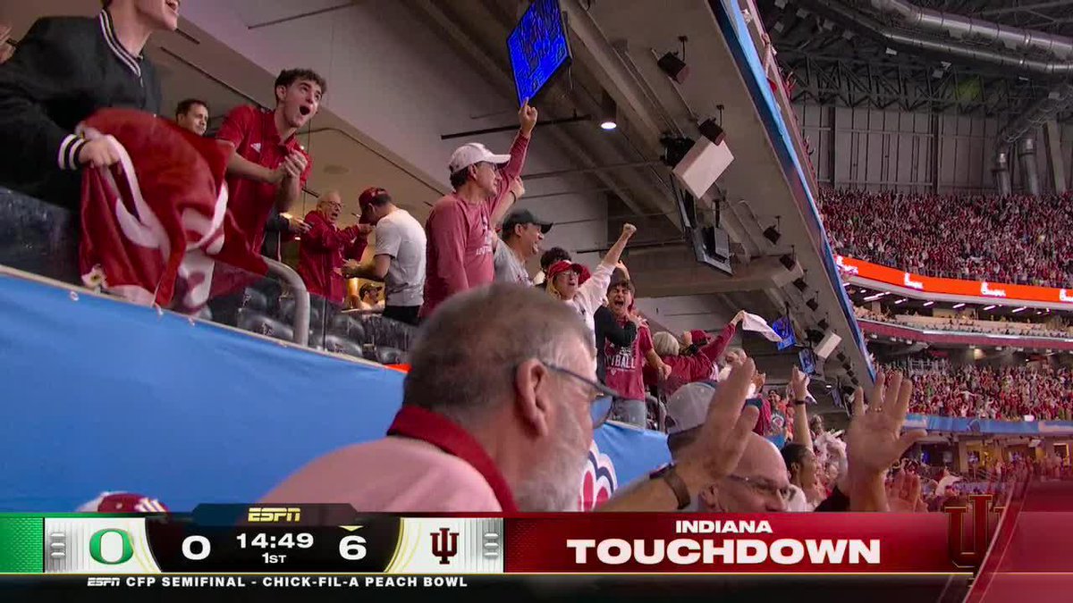 INDIANA PICK-SIX ON DANTE MOORE ON THE FIRST PLAY OF THE GAME 🤯