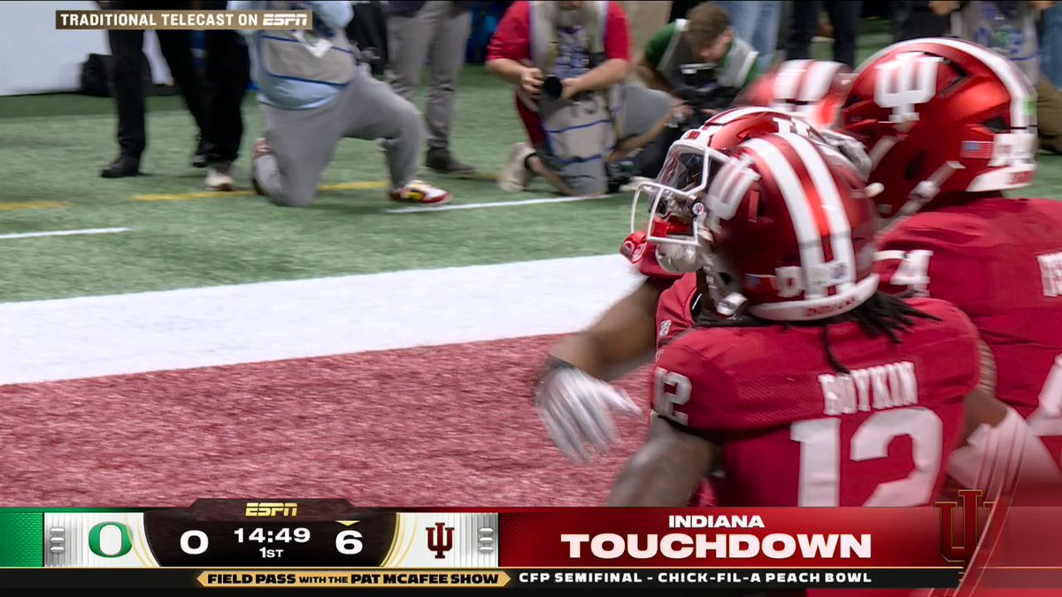 HOOSIERS STARTING OFF HOT WITH A PICK-SIX 🔥 Watch the CFP semifinals Field Pass presented by Pat McAfee on ESPN2 and the ESPN App ➡️