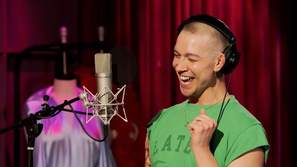 Naturallyyyyyyy!!! 🗣️🎶⬆️ #DragRace
