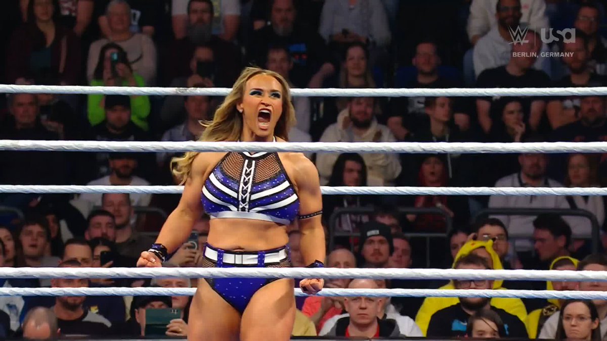 .Jordynne Grace is just tossing @wwe_alba with ease! 😮💨