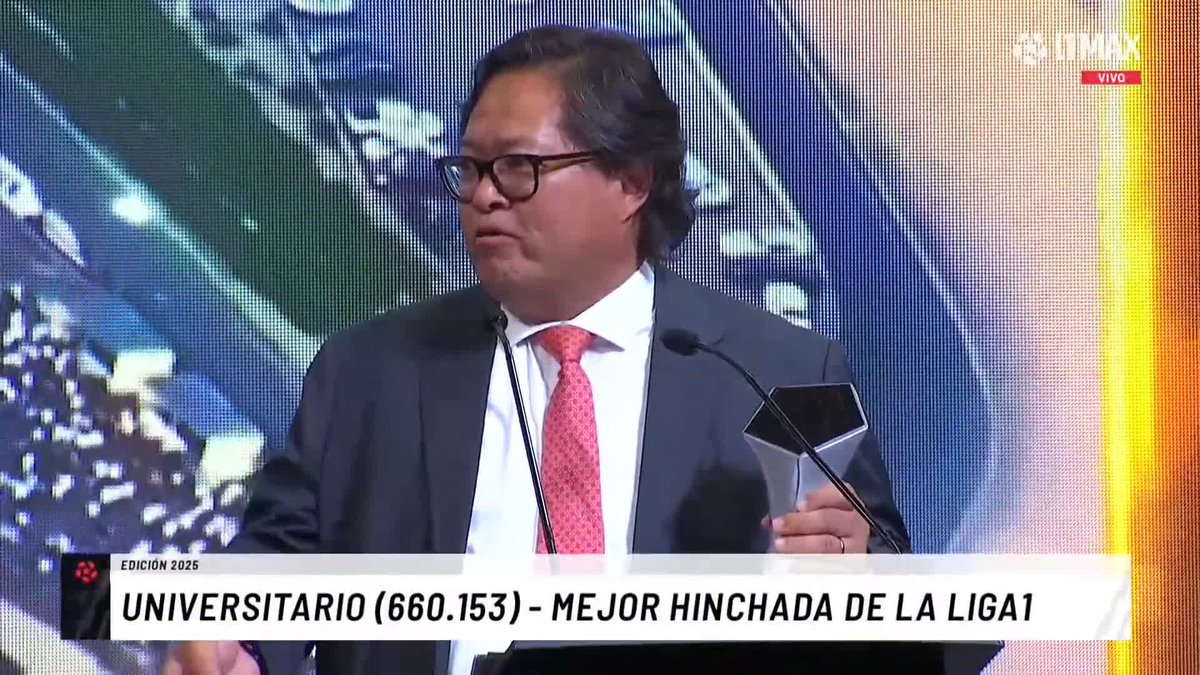 UNIVERSITARIO RECIBE EL PREMIO A LA MEJOR HINCHADA 2025 GALA DE PREMIACIÓN #𝗟𝗶𝗴𝗮𝟭2025 🏆 📺 Mira TODO el fútbol peruano el 2026 en L1MAX 👉