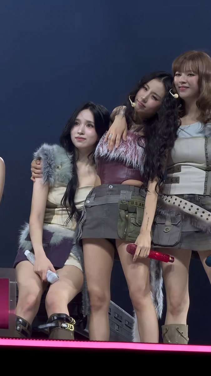 THE FIRST 9WICE FAMILY MOMENT DURING WHAT IS LOVE IN MONTHS 🥹
