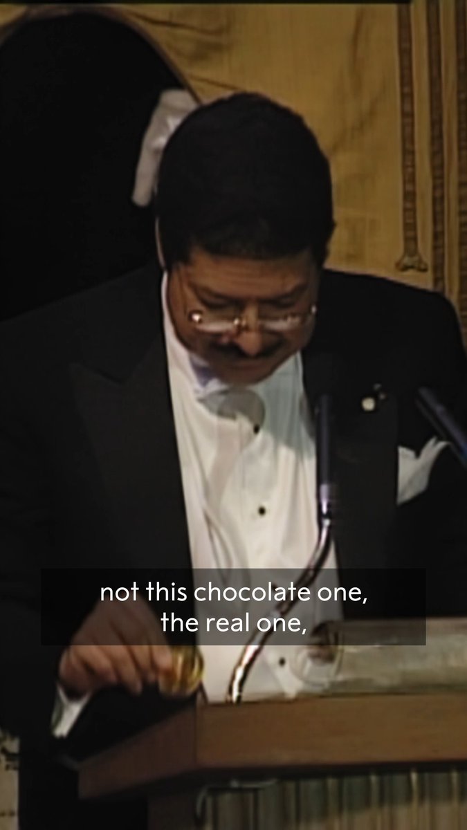 How much do you know about the Nobel Prize medal? During his banquet speech, 1999 chemistry laureate Ahmed Zewail spoke about his Nobel Prize medal as well as the science and history depicted on it. Zewail was awarded the chemistry prize “for his studies of the transition states of chemical reactions using femtosecond spectroscopy.”
