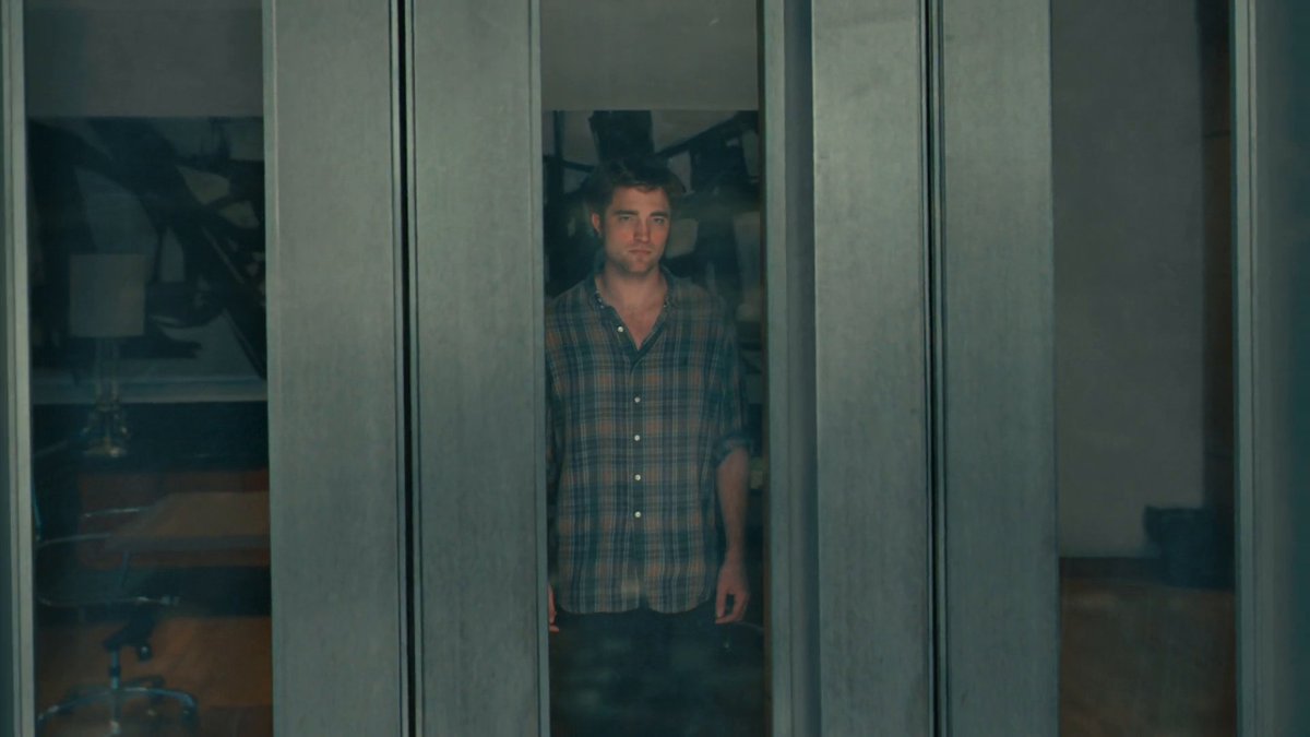 Juste cette fin. Le film REMEMBER ME avec Robert Pattinson, c’est dispo.
