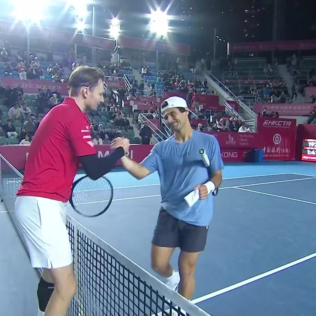 Locked in ๐ Bublik defeats Giron 3-6 6-4 6-2 and will face Musetti in the final! #BOCHKTO2026