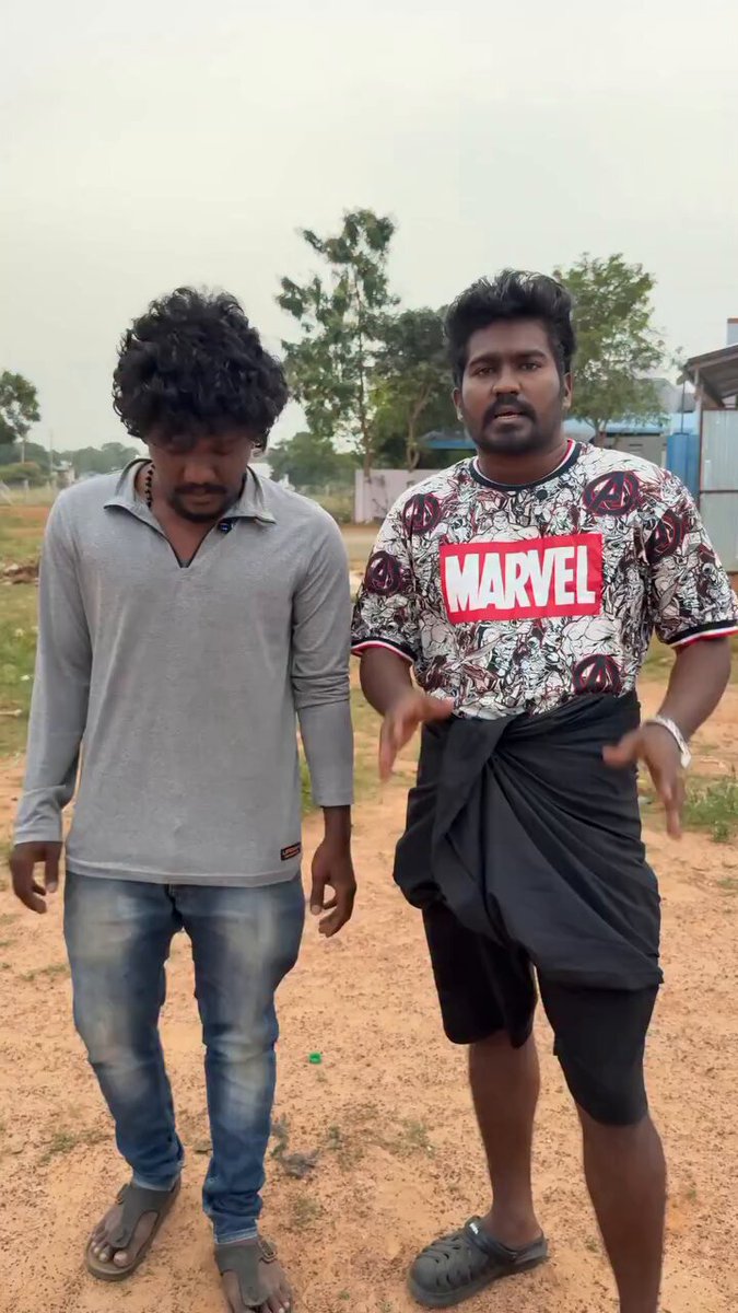 லுங்கி பாய்ஸை கடிச்சிருக்கானுகபோல தற்குறிங்க😂😂 Lungi boys