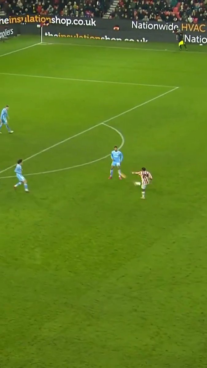 This is how Lamine Cisse scored Stoke City’s winning goal in the FA Cup 😱