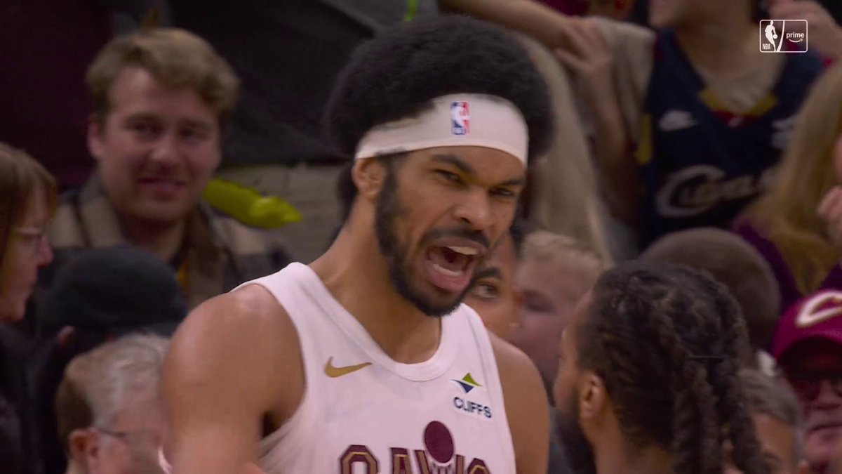 JARRETT ALLEN. Block and a dunk on Julius Randle.