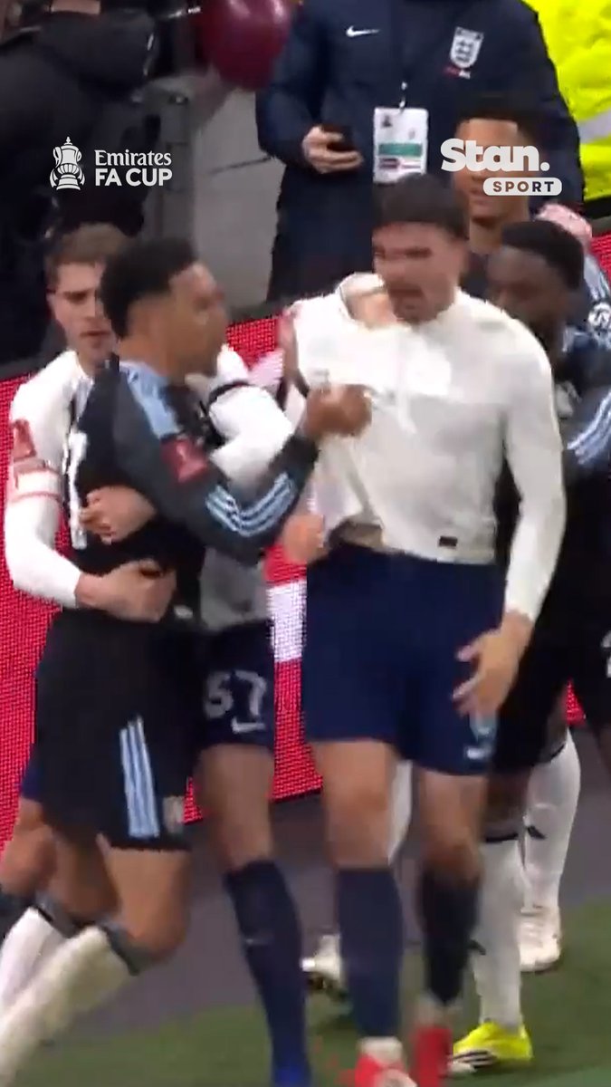Aston Villa knocked Spurs out of the FA Cup and all hell broke loose at full time 🤬 Morgan Rogers and João Palhinha went at it and everyone else then joined in. ↳ Emirates FA Cup. Live & Exclusive on Stan Sport. #StanSportAU #FACup