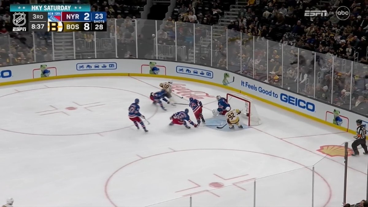 Keep an eye on JT Miller at the blue line. Completely giving up on the play, skating to the bench. Gutless, shameful performance by the "no BS" captain. And it's not the first time this season. Anyone remember the Vegas game? Embarrassing! #NYR