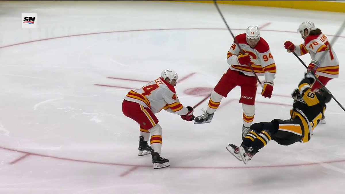 Brayden Pachal delivers a big open-ice hit 💪
