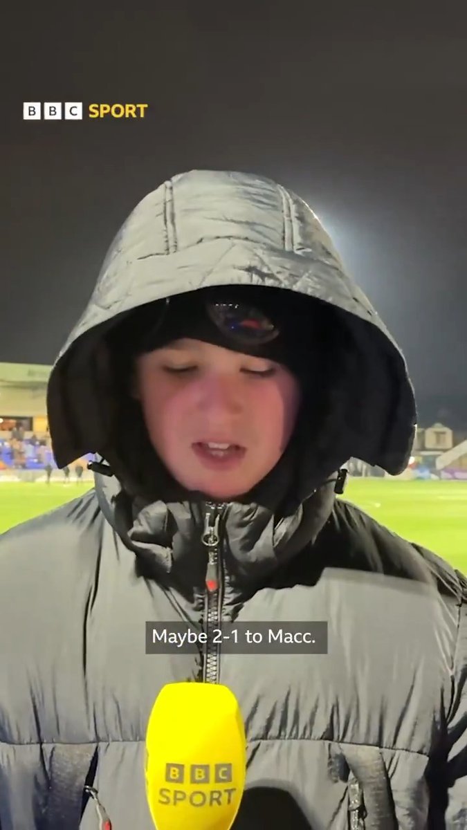 These Macclesfield fans predicted their 2-1 win over Crystal Palace. 💙 A famous day in the club's history - and they called it!