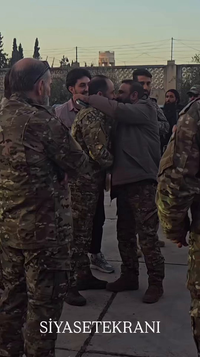 📍Türkiye’nin gücünü görmek isteyenler Suriye ordusunun komutanı Muhammed El Casim ve Devlet Bahçeli’ye bakabilir. Türkiye Türkiye’den büyüktür!
