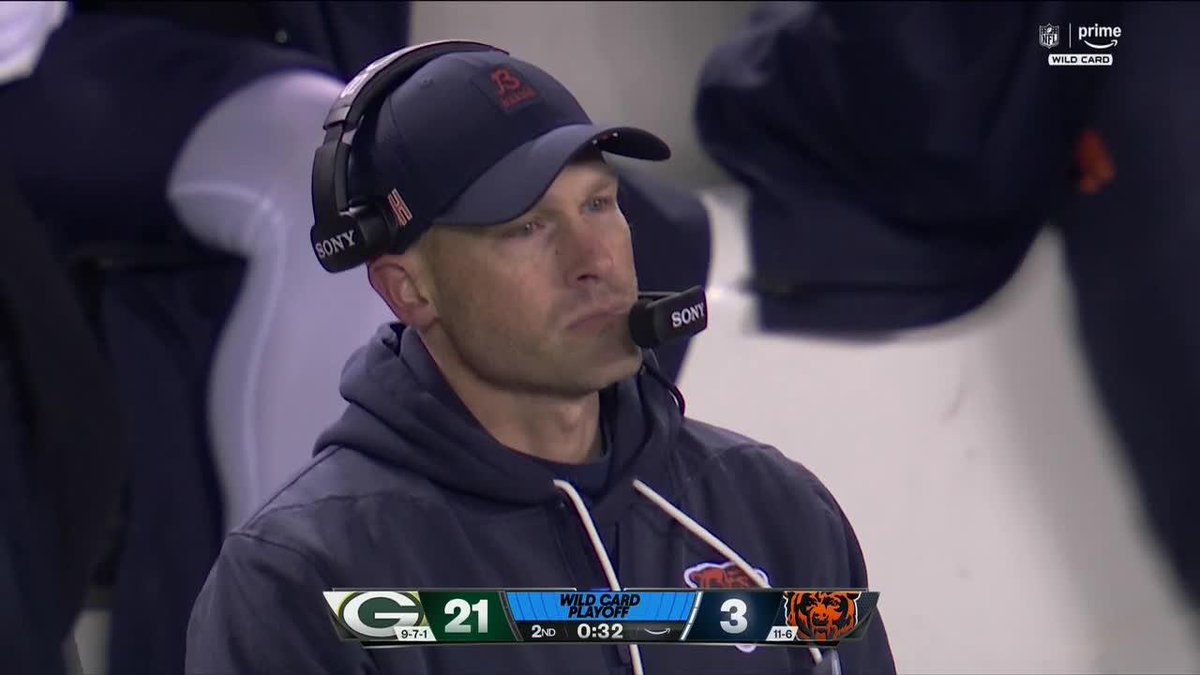 "That last shot says it all." Green Bay is up 21-3 at half in Chicago. (📺 Prime)