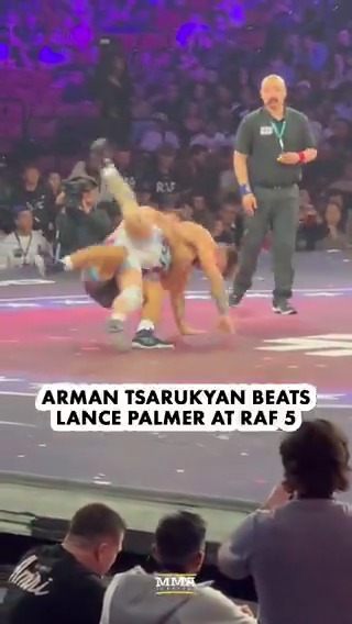 🚨 Arman Tsarukyan just absolutely dominated Lance Palmer 10-0 at #RAF05 in Round 1 Lance Palmer is a four time All-American wrestler and a NCAA finalist Arman just made it look easy 😳 🎥 MMA Fighting