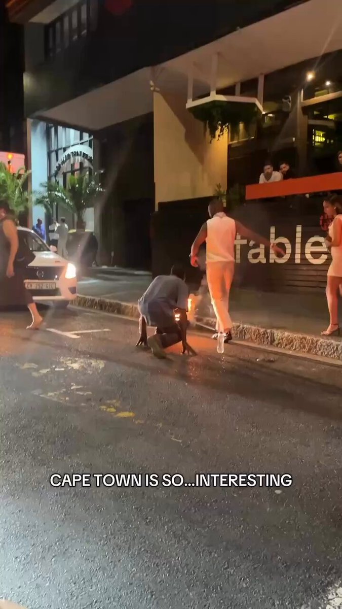 Just a random night in Cape Town, the law enforcement officer was left defeated 🤣🤣🤣🤣🤣