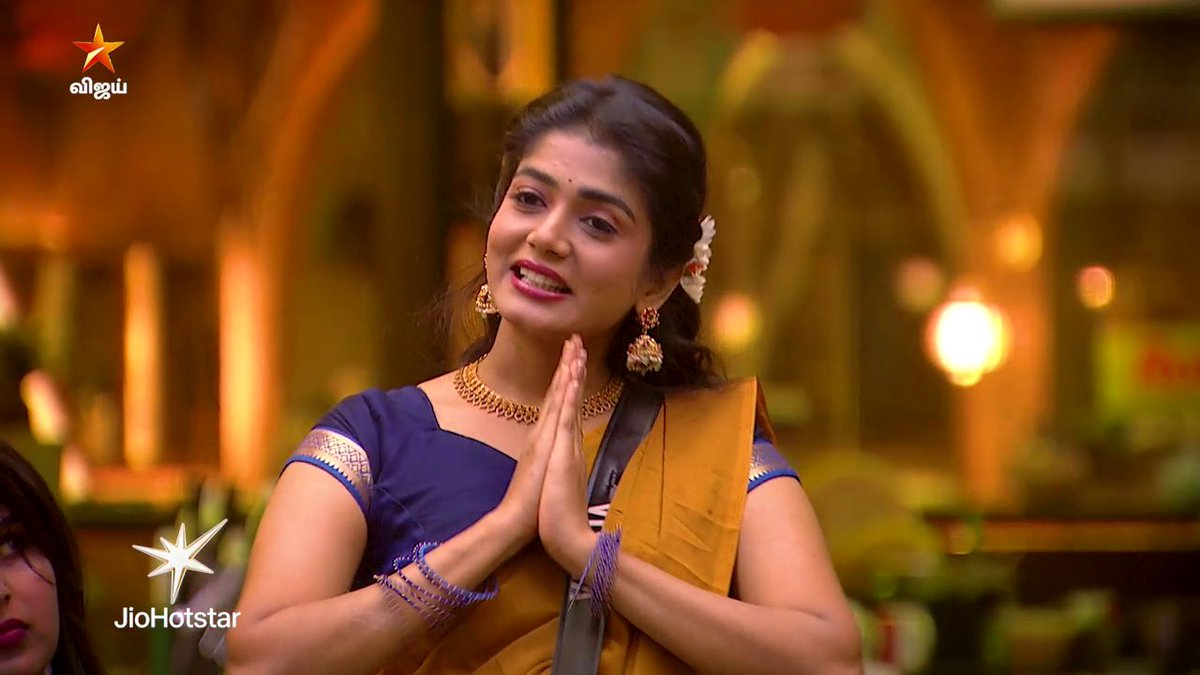 Ex-contestants are asking for votes for their favourite contestants.👀🔥 Apsara & Diwagar - Sabari Pravin Ghandhi - Sandra 🤡 Praveen - Vikkals Viyana - Aurora Me - Divya 🏆 #BiggBoss9Tamil #BiggBossTamil9