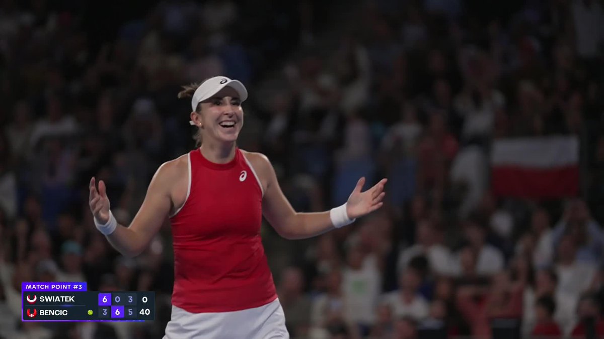 What a way to win it 🤩 Belinda Bencic gives Team Switzerland the first point of the Final ☝️