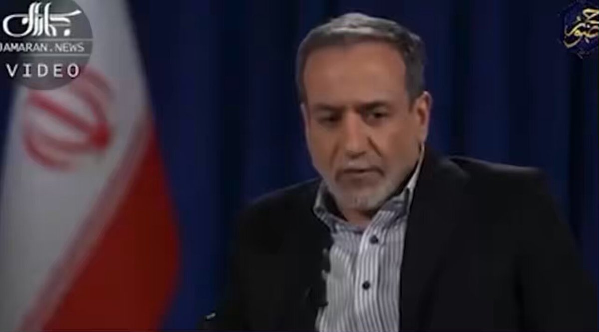 ⚠️ خطاب به ایرانیان خارج از کشور ⚠️ عباس عراقچی وزیر امور خارجه جمهوری اسلامی در ۲۹ بهمن ۱۴۰۱ در گفت‌وگویی با وب‌سایت جماران متعلق به حسن خمینی: “نباید اجازه بدهیم این‌طور مرتب علیه ما تظاهرات شود و مرتب پیام‌هایی داده شود. اعتراضات داخل کشور در کنار تظاهرات ادامه‌دار ایرانیان خارج کشور باعث «ایجاد هزینه و فشار» می‌شود و باید با آن مقابله کنیم. این اثرات خود را در روابط خارجی ما می‌گذارد و باعث کاهش همکاری‌های ما با کشورهای دیگر می‌شود؛ یعنی فضایی را به وجود می‌آورند که کشورها برای همکاری با ایران تردید پیدا کنند.” —— 📍نقش ایرانیان خارج از کشور بسیار مهم و حیاتی است. ایرانیان خارج از کشور نقش صدای ایرانیان داخل کشور را دارند و در موازات آن باید حرکت کرد. محکم و پر انرژی باید ادامه داد. جمهوری اسلامی رفتنی است.