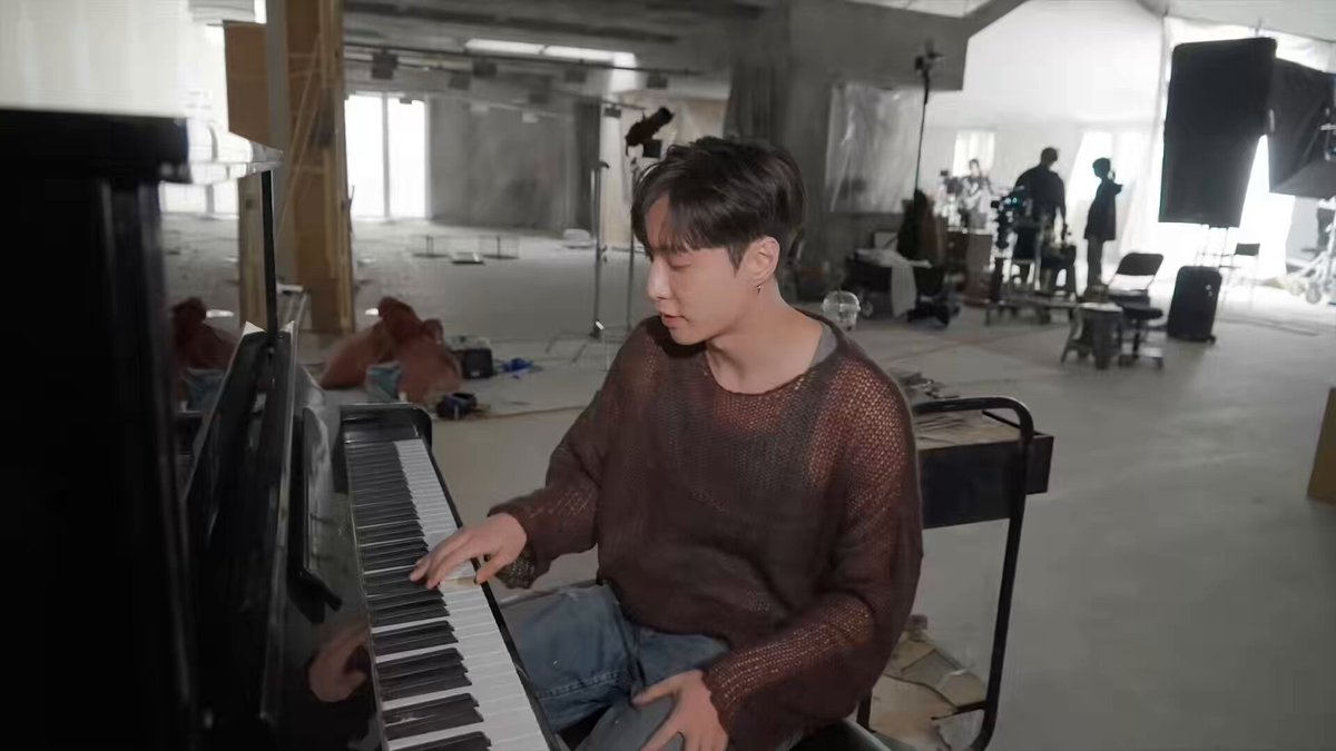 🎹 Miracle in December KR Ver. Lay Zhang