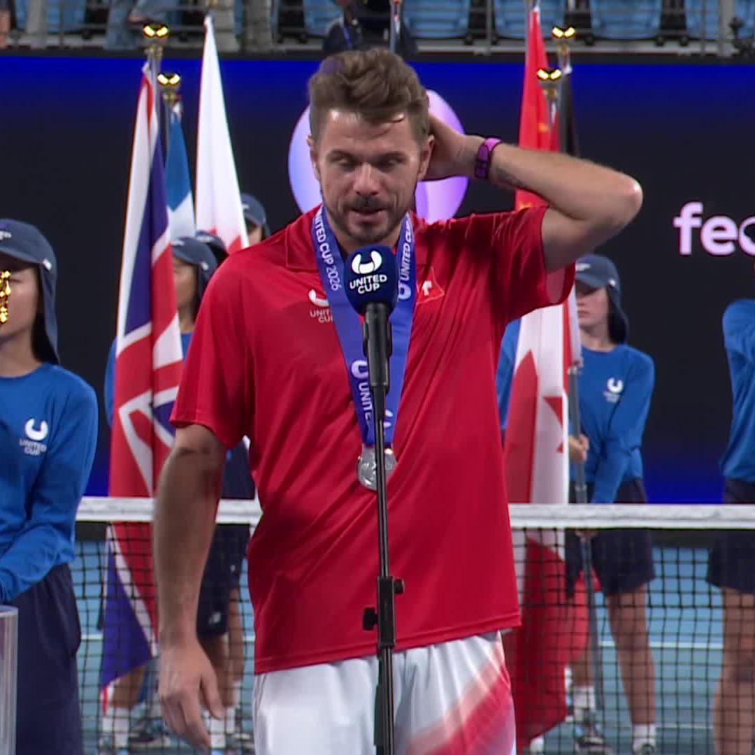 THANK YOU STAN 😢 Legend Stanislas Wawrinka bids farewell to the fans at #UnitedCup