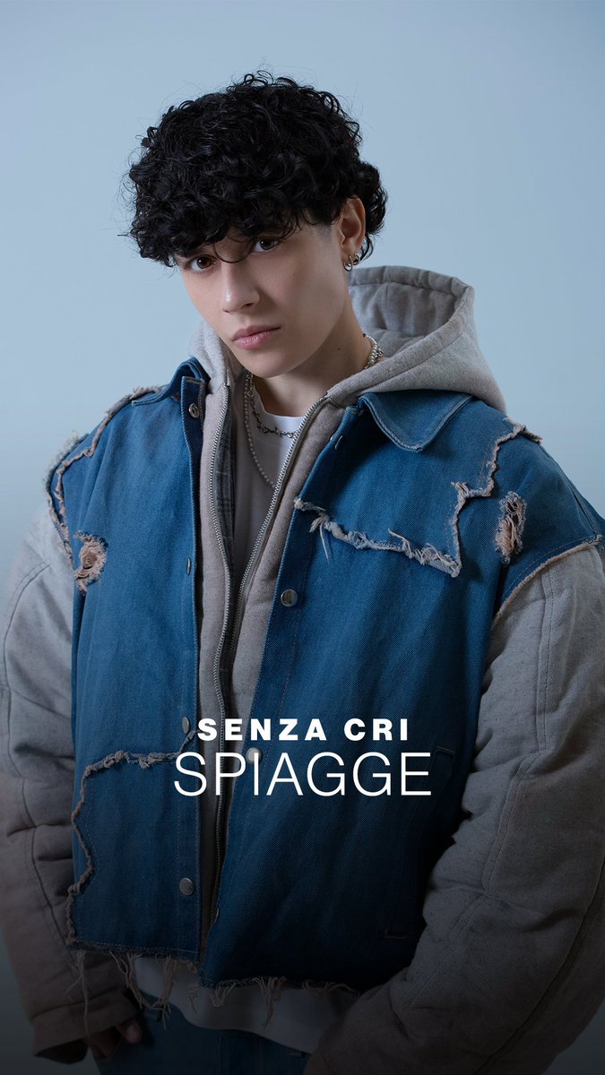 Maria invitiamo pure SenzaCri con questo capolavoro #amici25