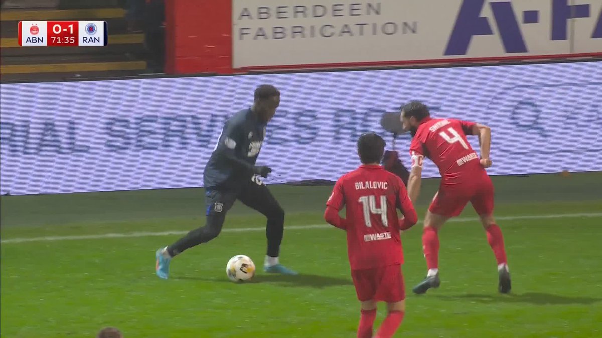 Here’s the incident which led to Rangers being awarded a penalty against Aberdeen ⤵️