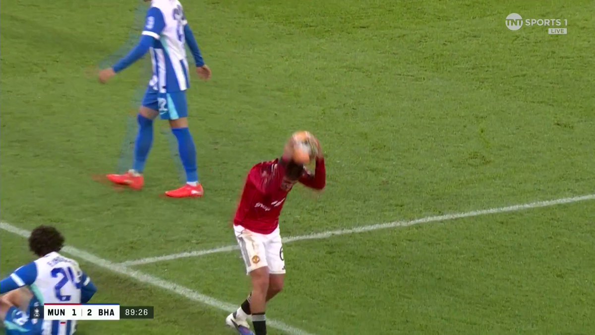 "You can't be doing that" Shea Lacey received a tough lesson after being sent off in 90th minute against Brighton 🟥 📺 TNT Sports &amp; discovery+ UK