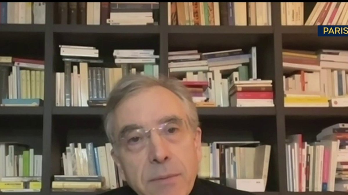 "Soutenir les protestataires iraniens revient à s’opposer à un régime qui est un ennemi juré d’Israël. Pour une partie de l’intelligentsia française, les ennemis d’Israël ne peuvent pas être des ennemis" Dominique Reynié (Dominique Reynié) politologue #RegardsCroisés