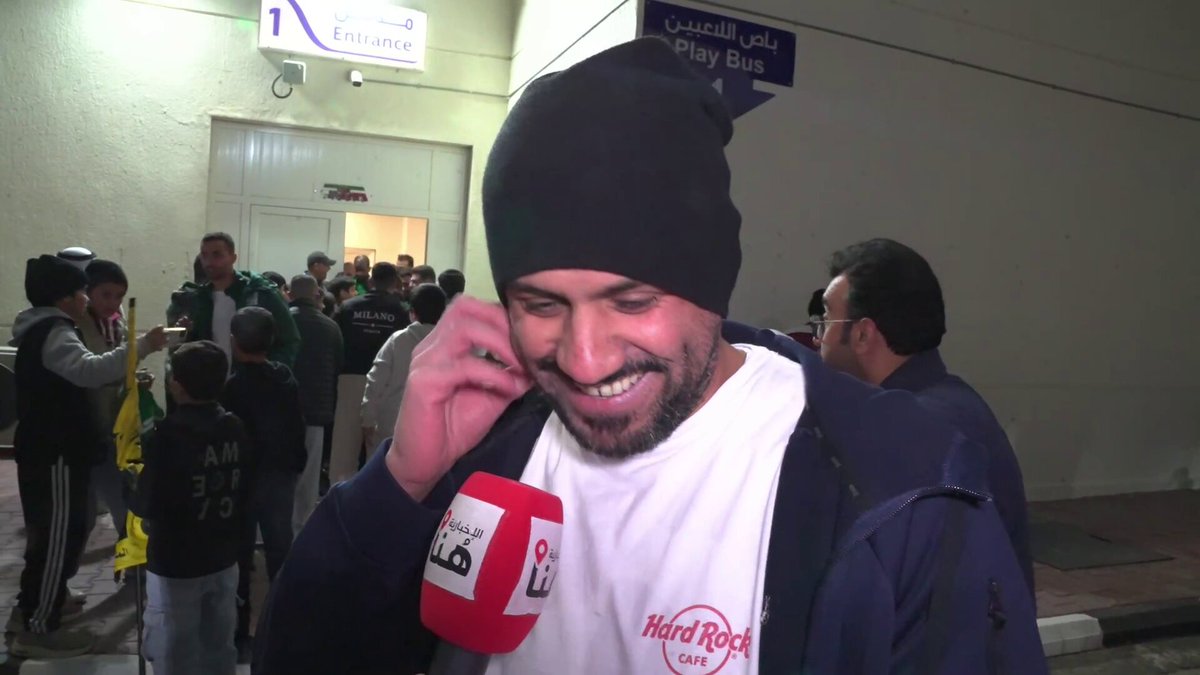 الصراحه ما فهمت شنو يقصد خالد 😅 بس اذا هالأداء " مخجل " من باب ان متواضع و جذي ؟ ما أوافقه ولا اعتقد انه انصف الفريق كـ تقييم و تحليل !